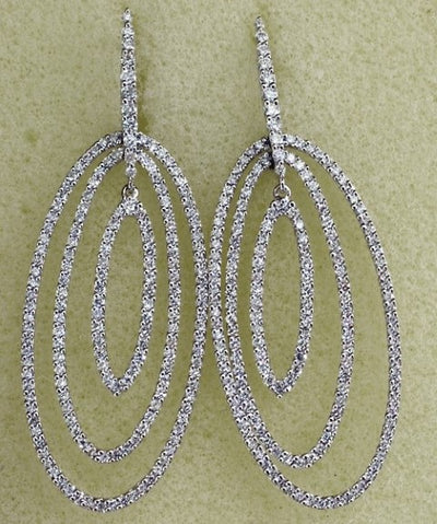 18KW Dangly Diamond Earrings