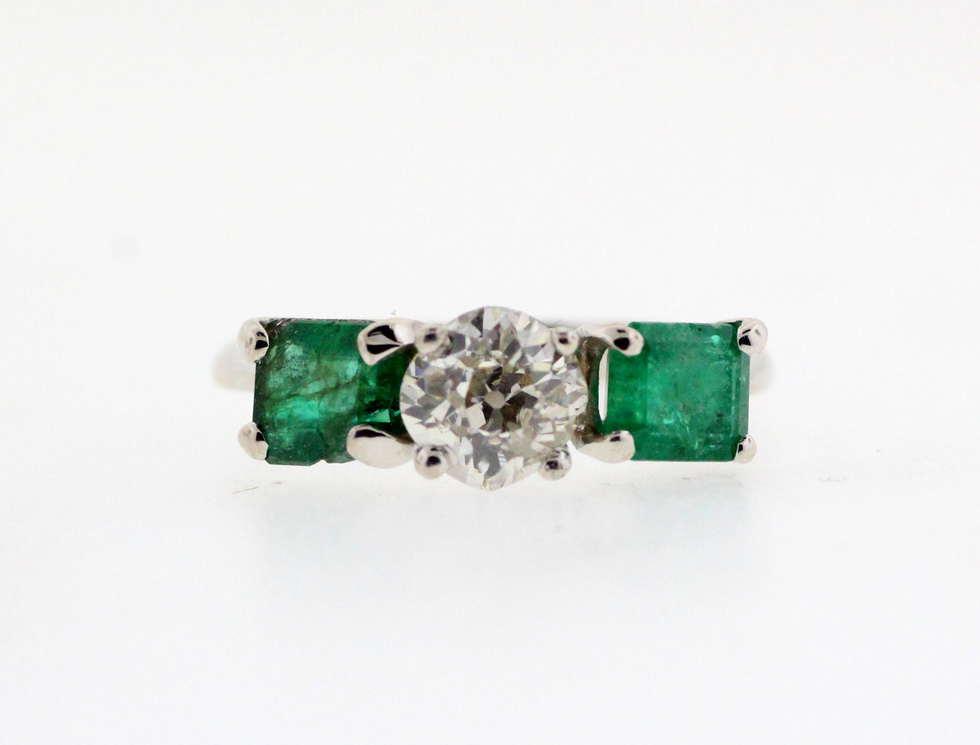 ESTATE 18KW 1.10 CTTW EMERALD AND DIAMOND RING .90 CT CTR OLD MINE CUT