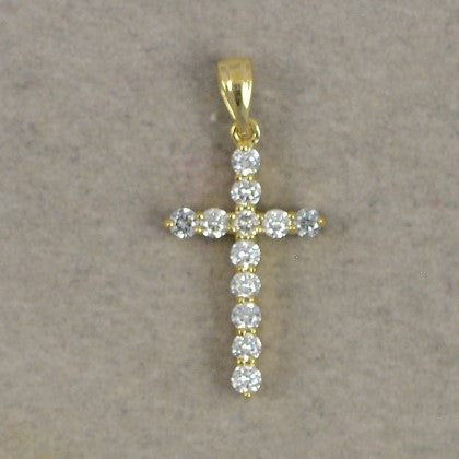 18KY Diamond Cross Pendant