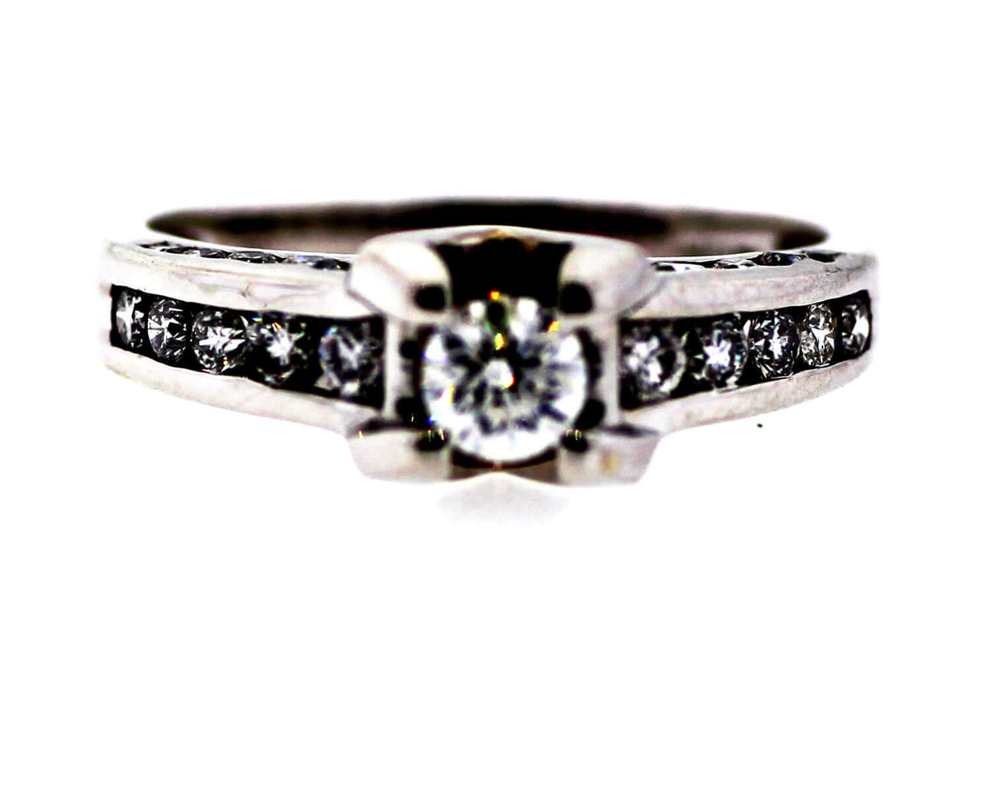 18KW 3/4 CTTW DIA ENGAGEMENT RING .25 CTR