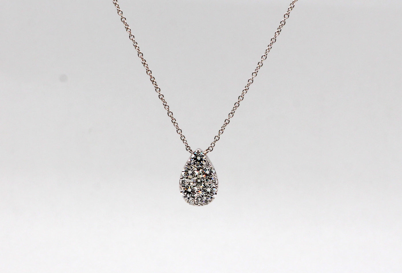 18KW Fashion Diamond Necklace