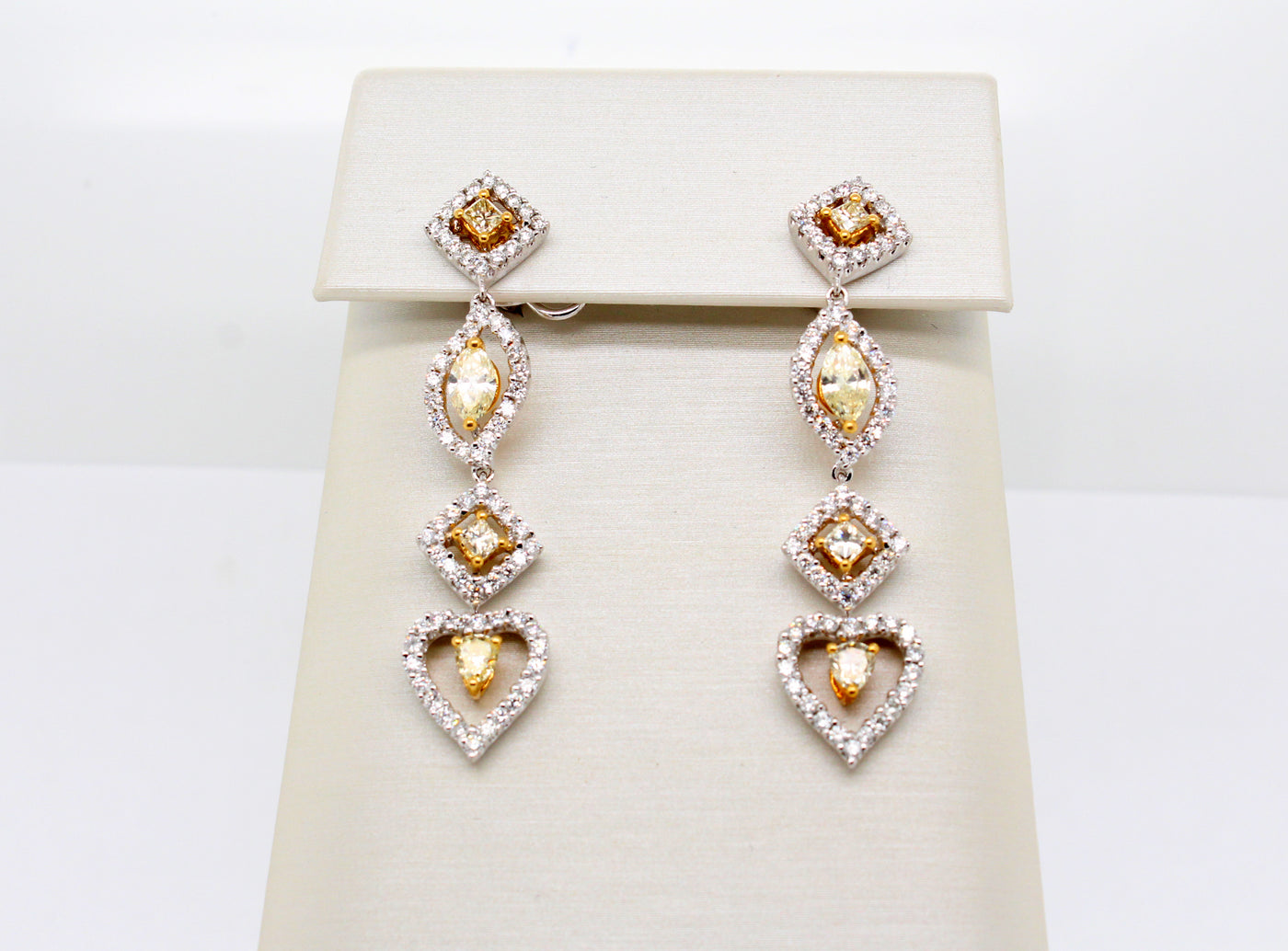 18KTT Fashion Dangly Diamond Earrings