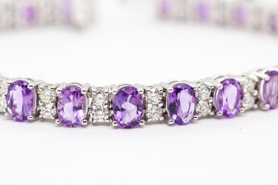 14KW 9.64 CTTW AMETHYST AND DIAMOND BRACELET, 2.51 CTTW