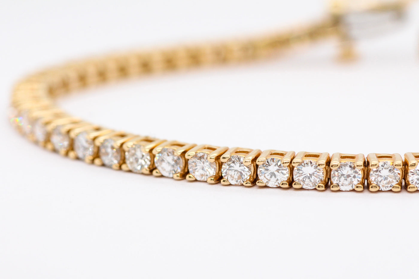 14KY 4.00 CTTW DIAMOND LINE BRACELET