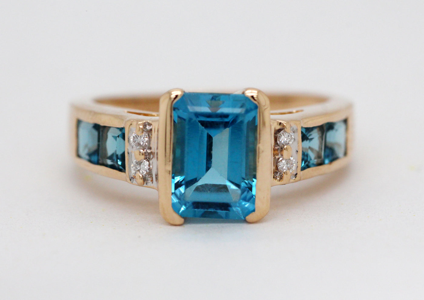 Estate 14KY 3.00 Cttw Blue Topaz and .04 Cttw Diamond Ring