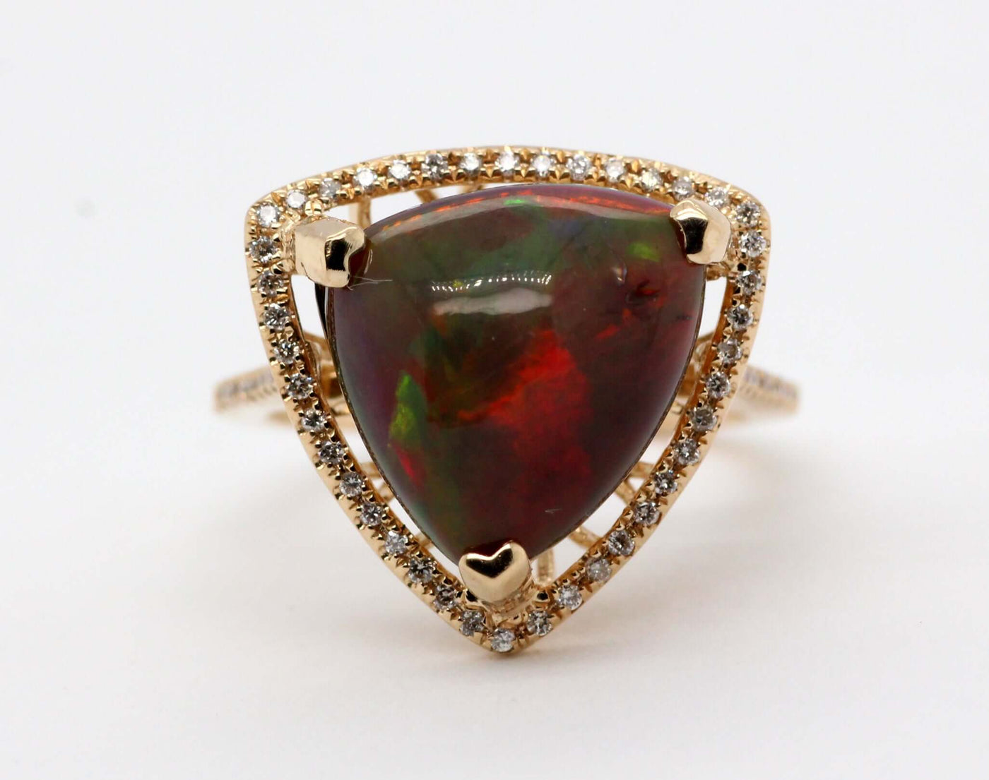14ky 4.62 ct black opal and diamond ring, .26 cttw