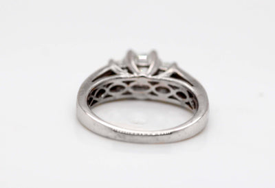 18KW .85 Cttw Diamond Three Stone Style Ring G-VS2 image