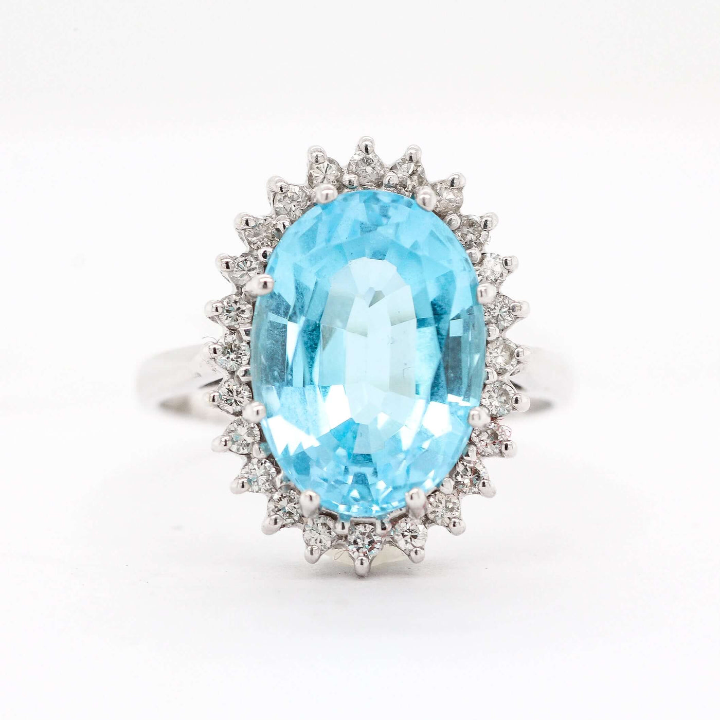 14KW 8.50 CT BLUE TOPAZ AND DIAMOND RING .50 CTTW