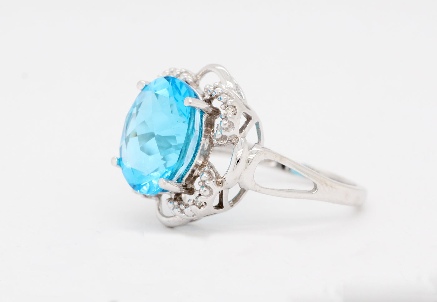 Estate 10KW 6.00 Ct Blue Topaz and Diamond Ring