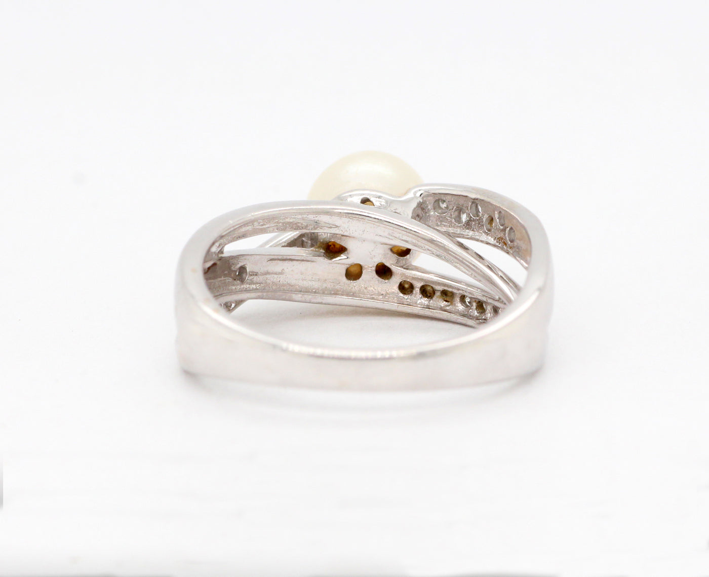 14KW 7.5 mm Pearl and Diamond Ring