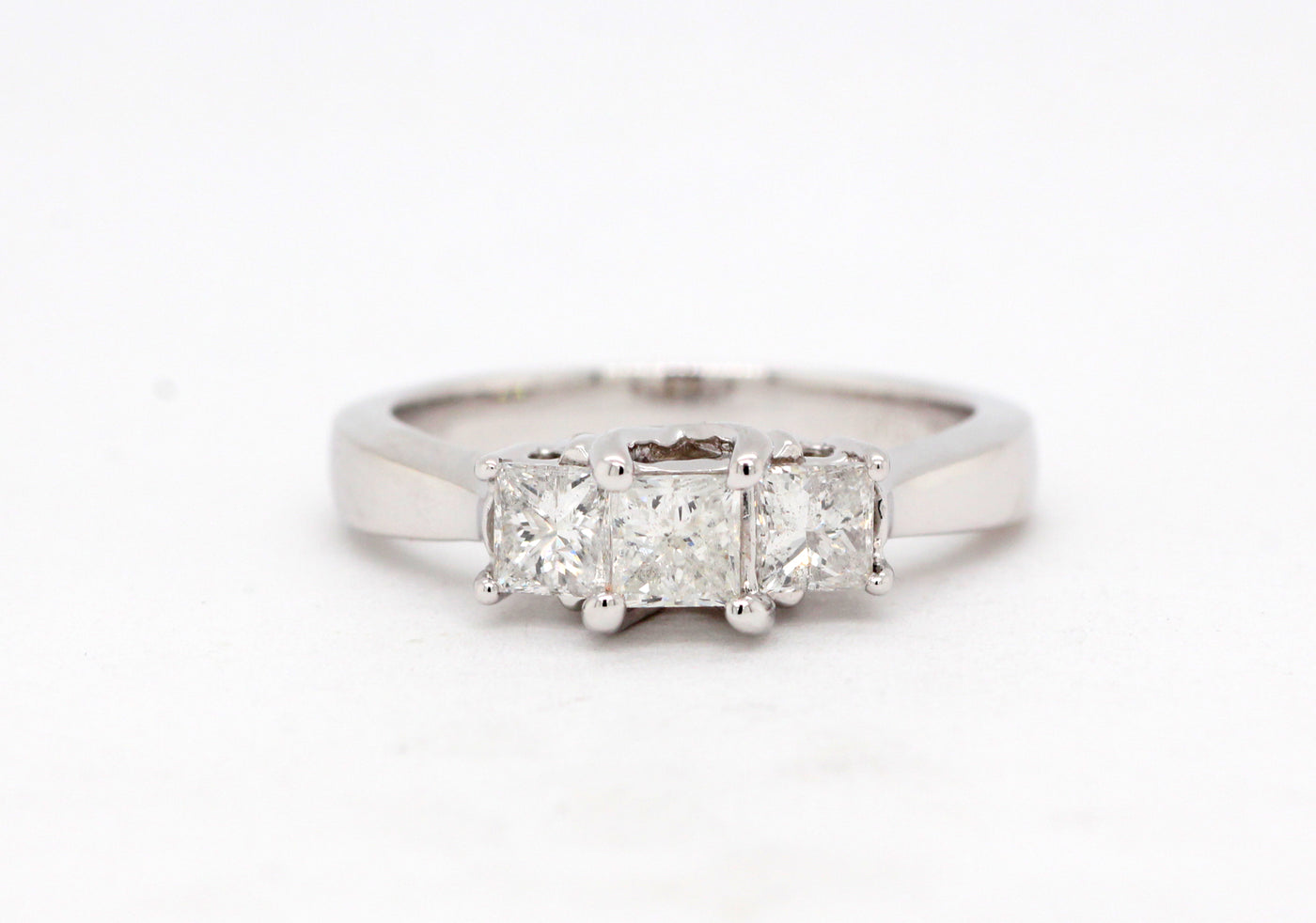14KW 1.00 Cttw Diamond 3 Stone Ring