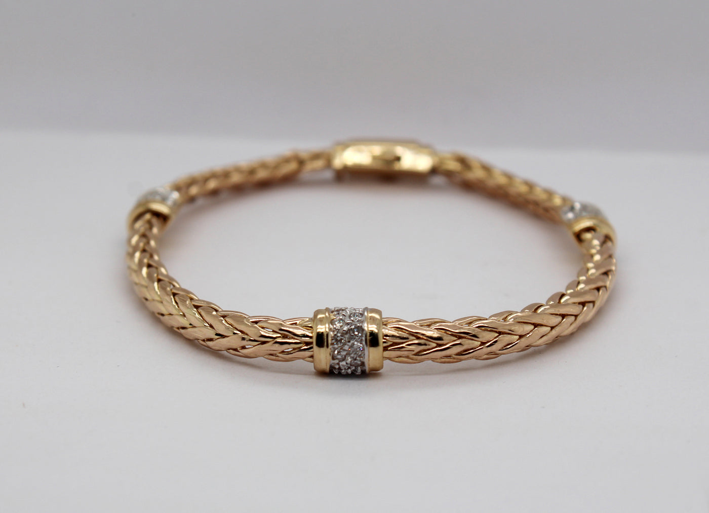 Estate 14KY .15 Cttw Dimaond Bracelet G in Color and SI1 in Clarity