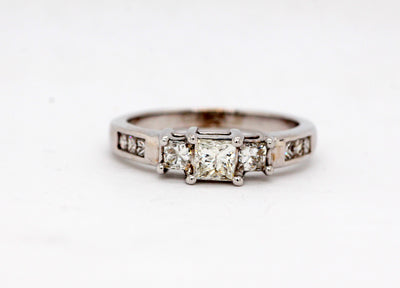 14KW 1.04 Cttw Diamond 3 Stone Ring image