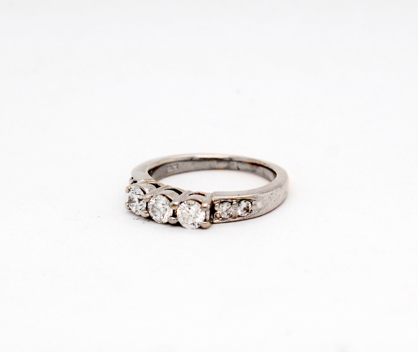 Estate 14KW .50 Ctw Diamond Ring H in Color and SI2 in Clarity