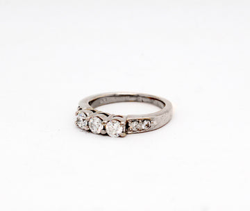 Estate 14KW .50 Ctw Diamond Ring H in Color and SI2 in Clarity