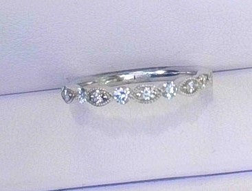 14KW .25 Cttw Diamond Wedding Band