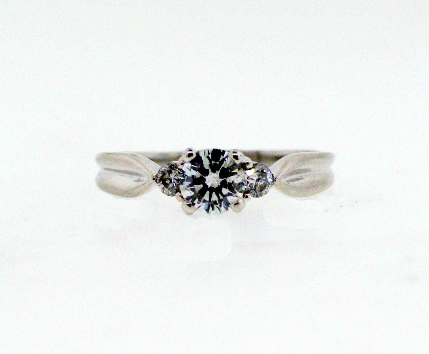 Platinum .81 Cttw Diamond 3 Stone Ring