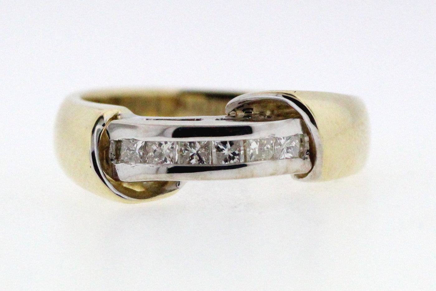 ESTATE 14KTT .50 CTTW PRINCESS CUT DIAMOND BAND H-I1