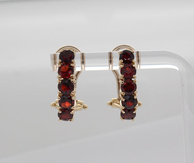 Estate 14KY 3.00 Cttw Garnet Earrings