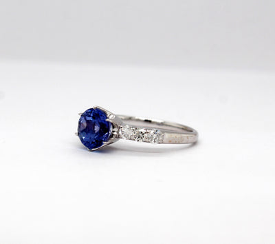 Estate 14KW 1.20 Ct Tanzanite and .36 Cttw Diamond Ring