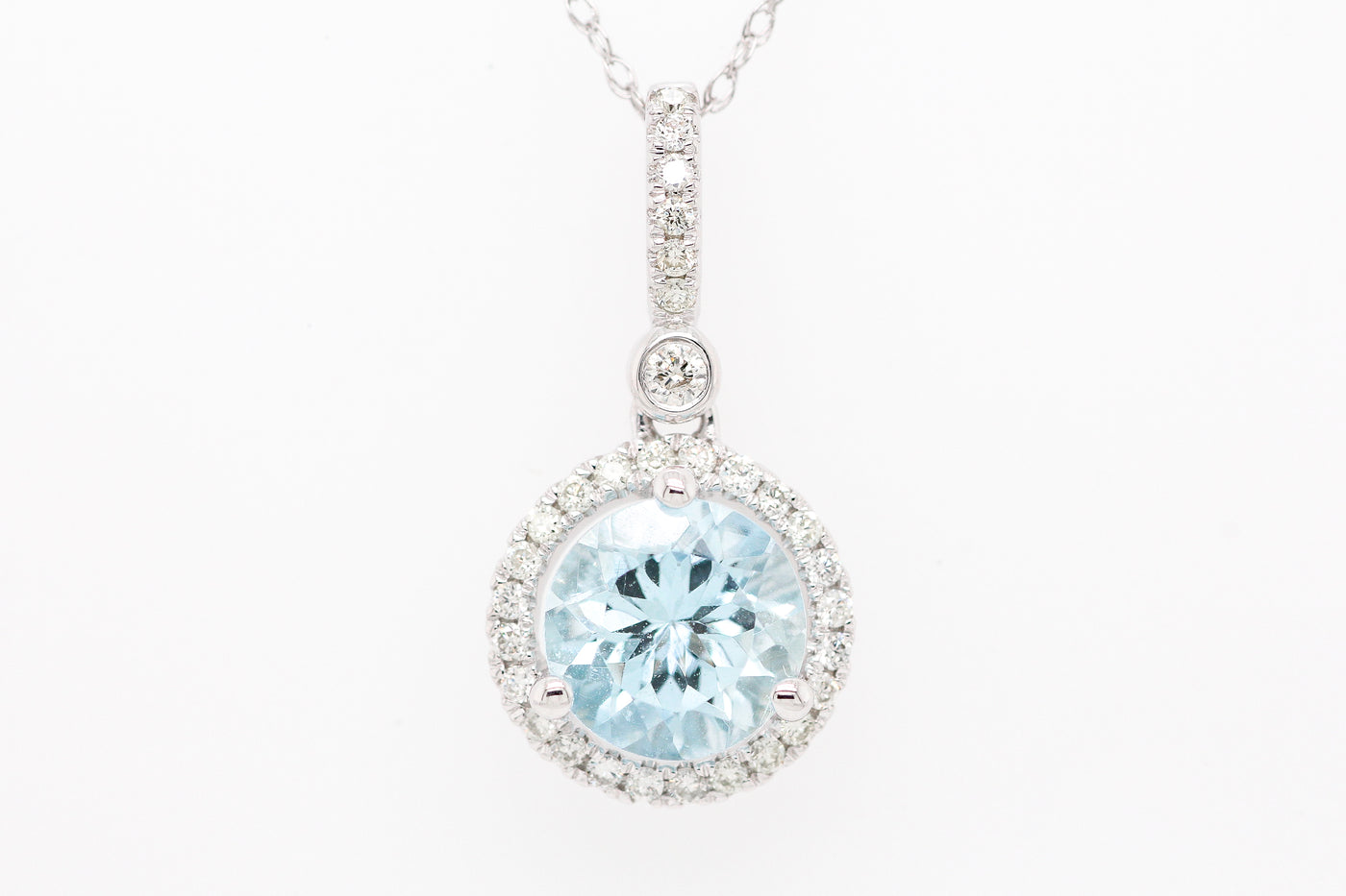 14KW 1.15 Ct Aquamarine And .18 Cttw Diamond Pendant