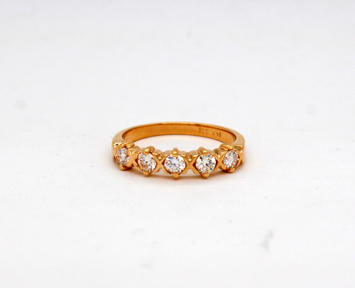 Estate 14KY .75 Cttw Diamond Ring H in Color and SI2 in Clarity