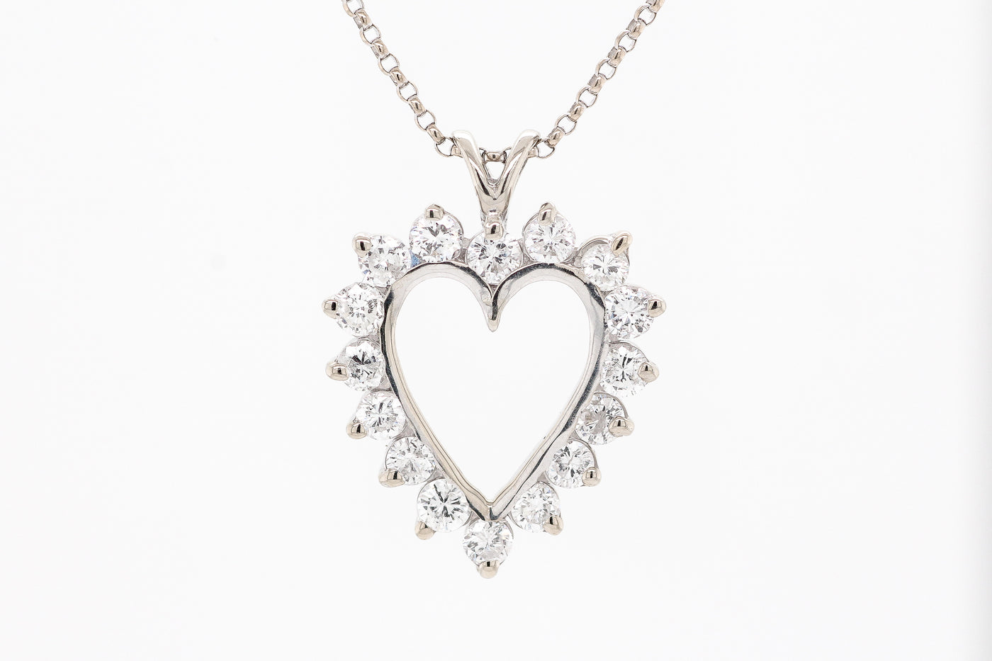 14KW 1.00CTTW DIAMOND HEART PENDANT