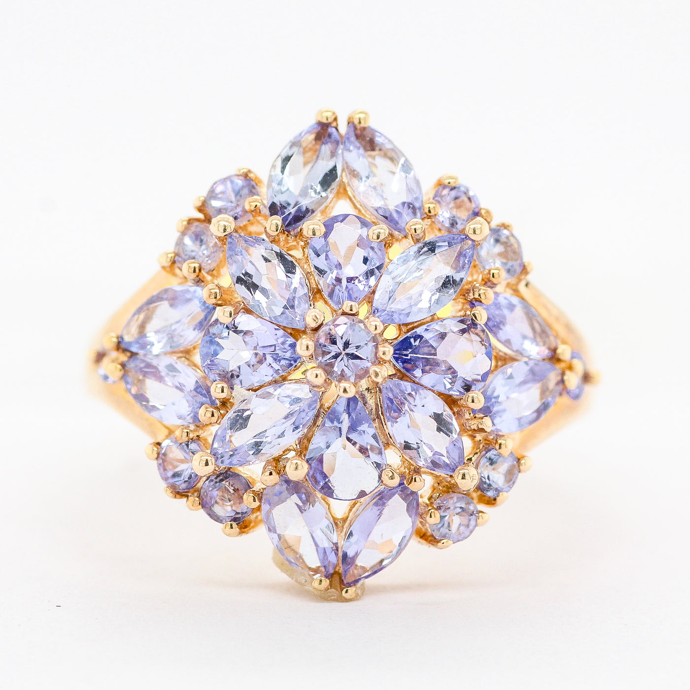 10KY 1.50 CTTW Iolite Ring