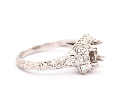 18KW .33 CTTW DIAMOND HALO ENGAGEMENT SETTING