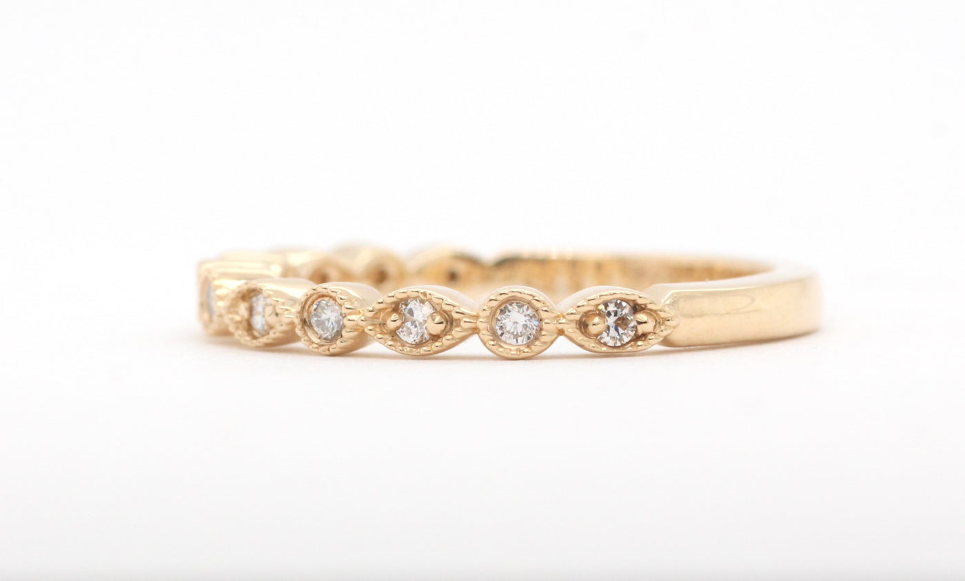 14KY .14 Cttw Diamond Anniversary Ring