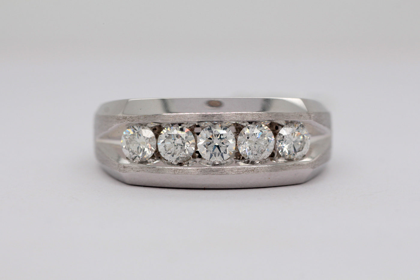 14KW 1.00 CTTW DIAMOND GENTS RING