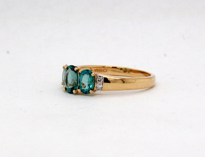 Estate 14KY 2.24 Cttw Bluish-Green Quartz and .03 Cttw Diamond Ring