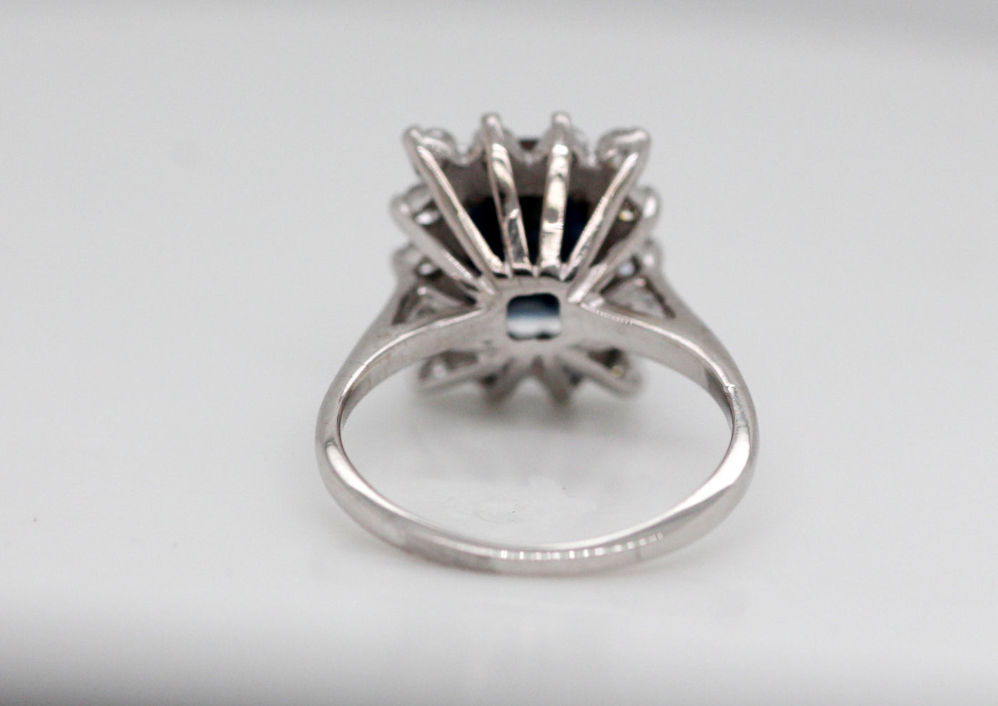 14KW 2.55 CT SAPPHIRE AND DIAMOND RING .49 CTTW DIAMOND RING HI-SI2