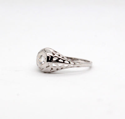 Estate 14KW .20 Ct Round Diamond Ring