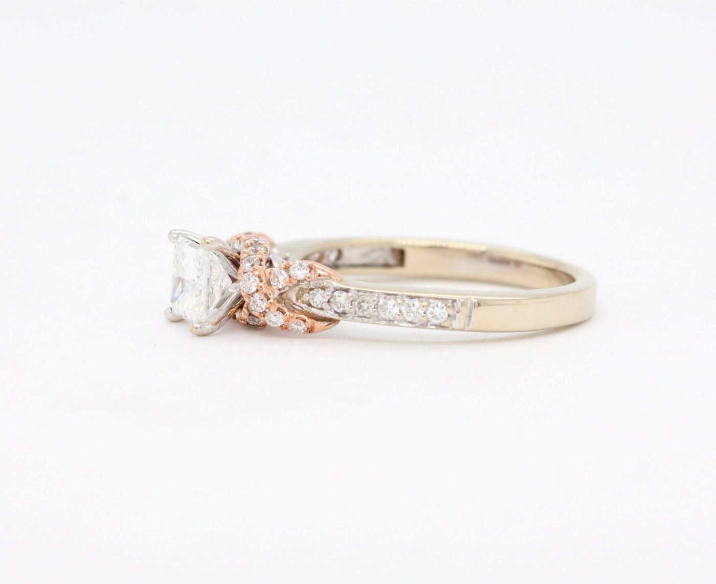 14KTT .76 Cttw Diamond Engagement Ring image