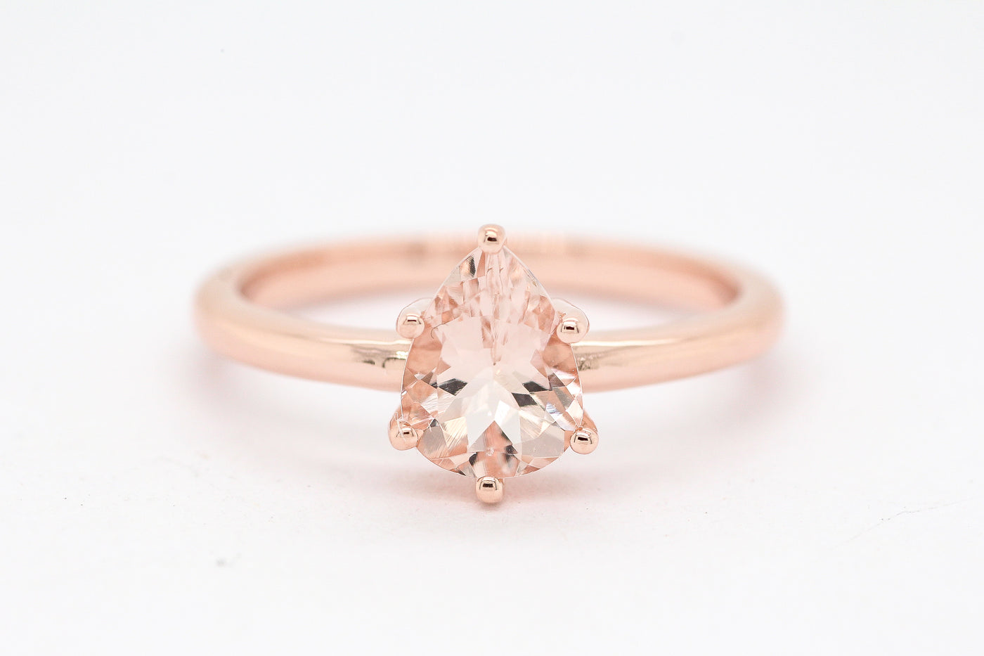 14KR 1.00 CT MORGANITE RING