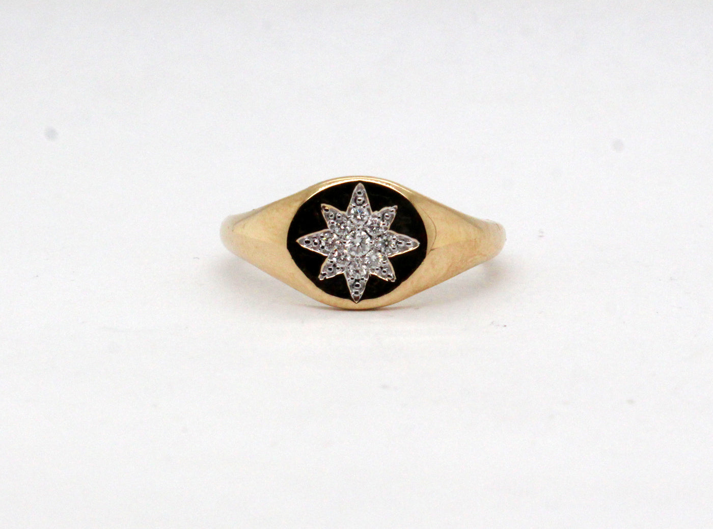14KY .10 Cttw Diamond Star Ring