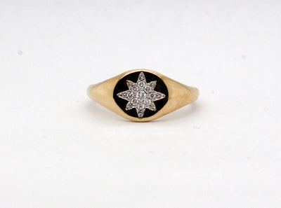14KY .10 Cttw Diamond Star Ring