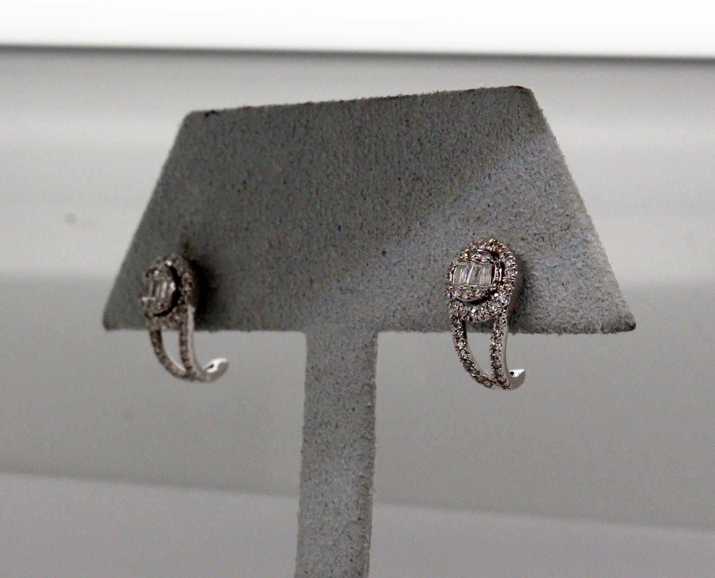 14KW .33 Cttw Diamond Halo Earrings H in Color and SI2 in Clarity