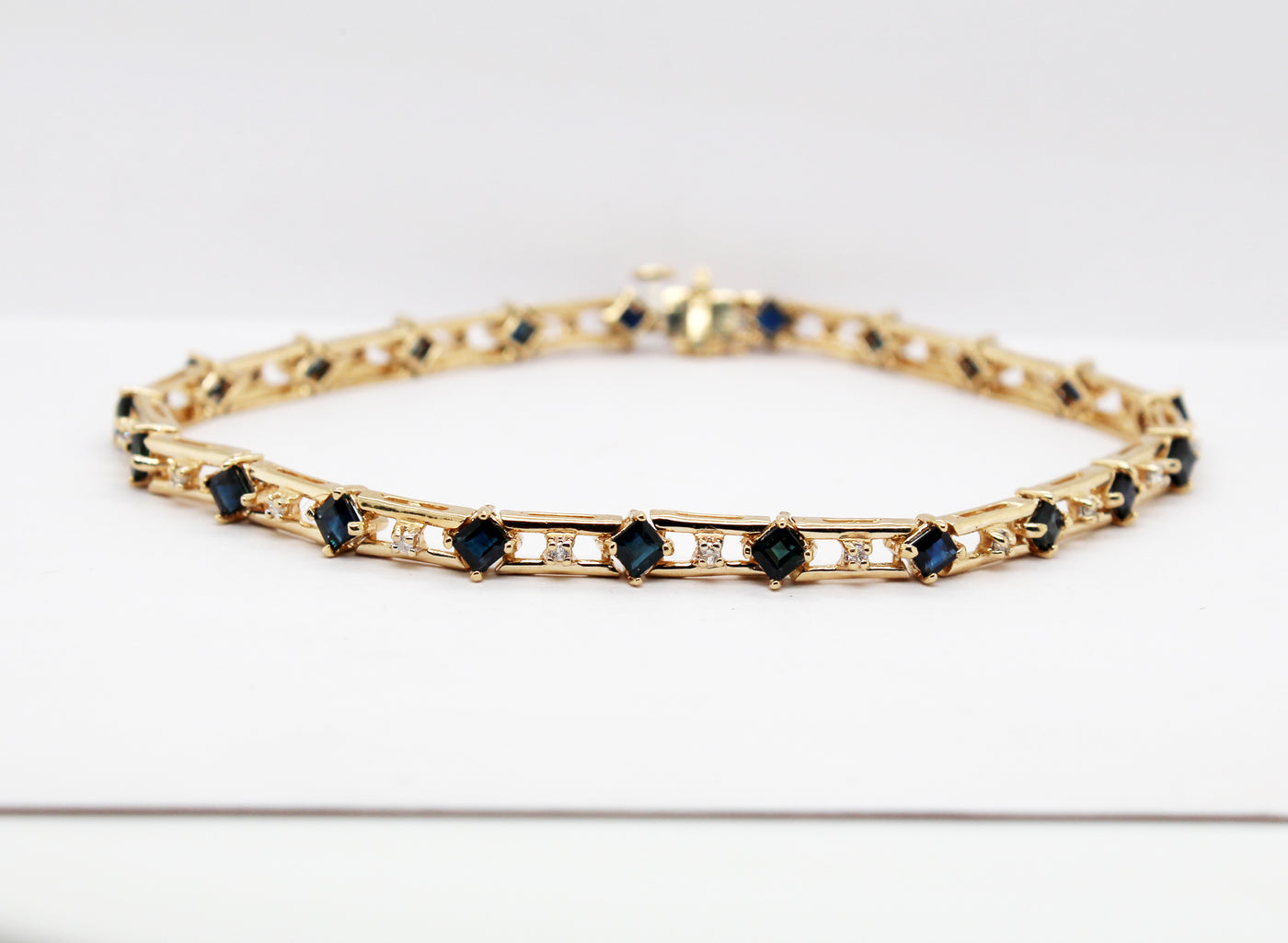 Estate 14KY 3.50 Cttw Sapphire and .20 Cttw Diamond Bracelet I in Colo