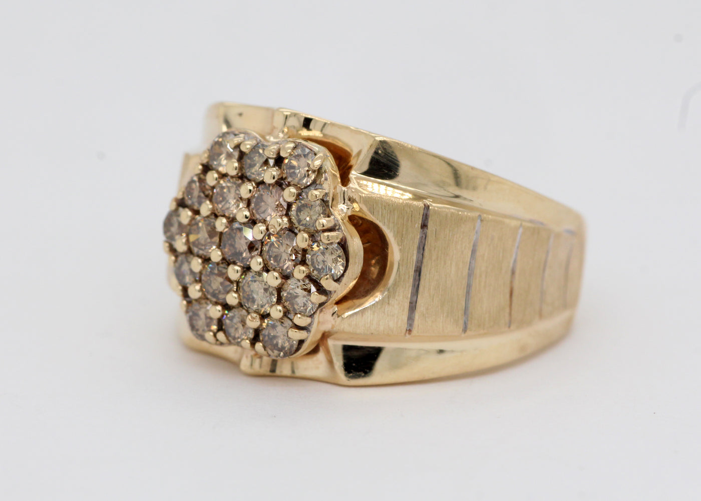 Estate 10KY 1.00 Cttw Diamond Gents Ring