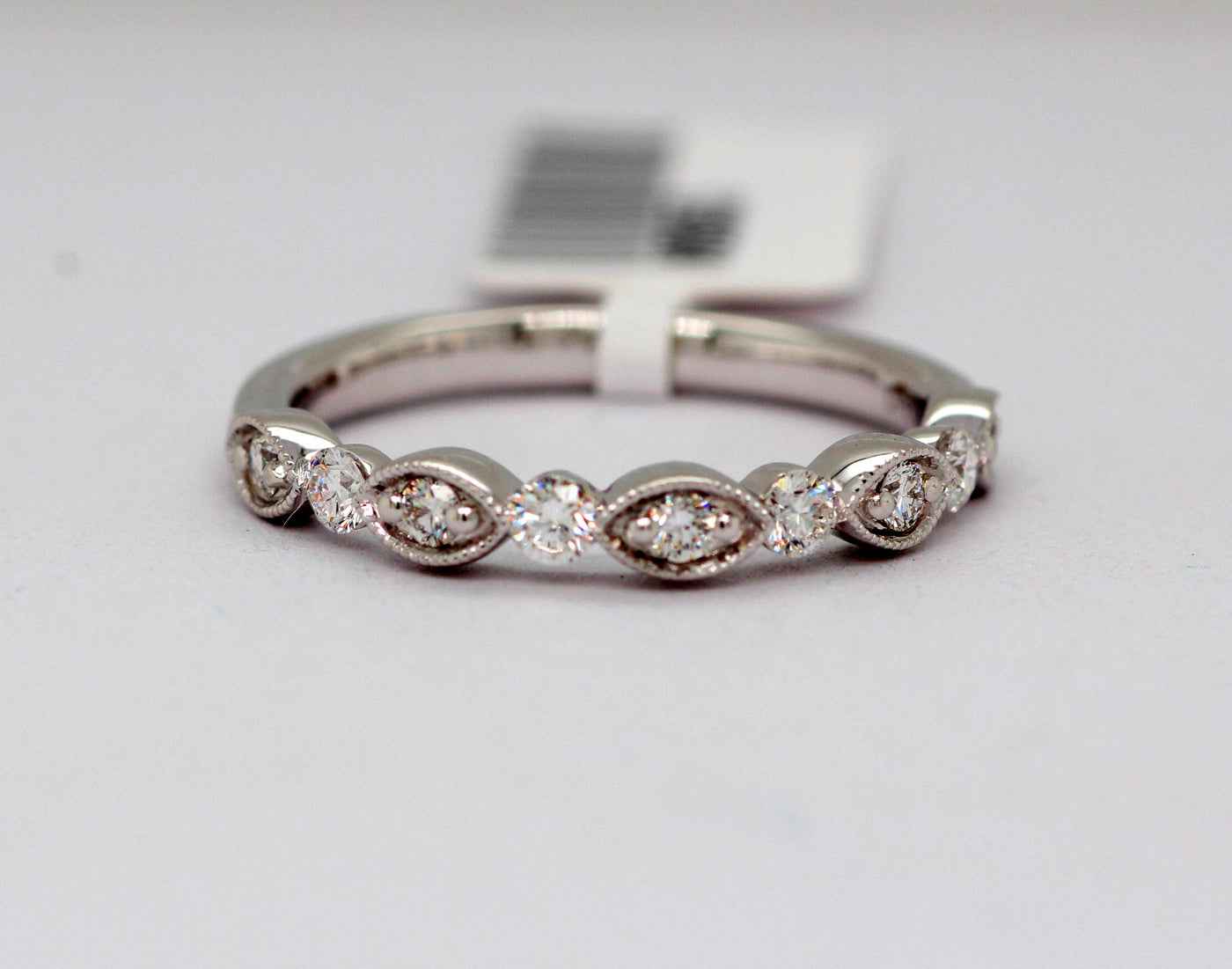 14KW .34 CTTW DIAMOND WEDDING BAND