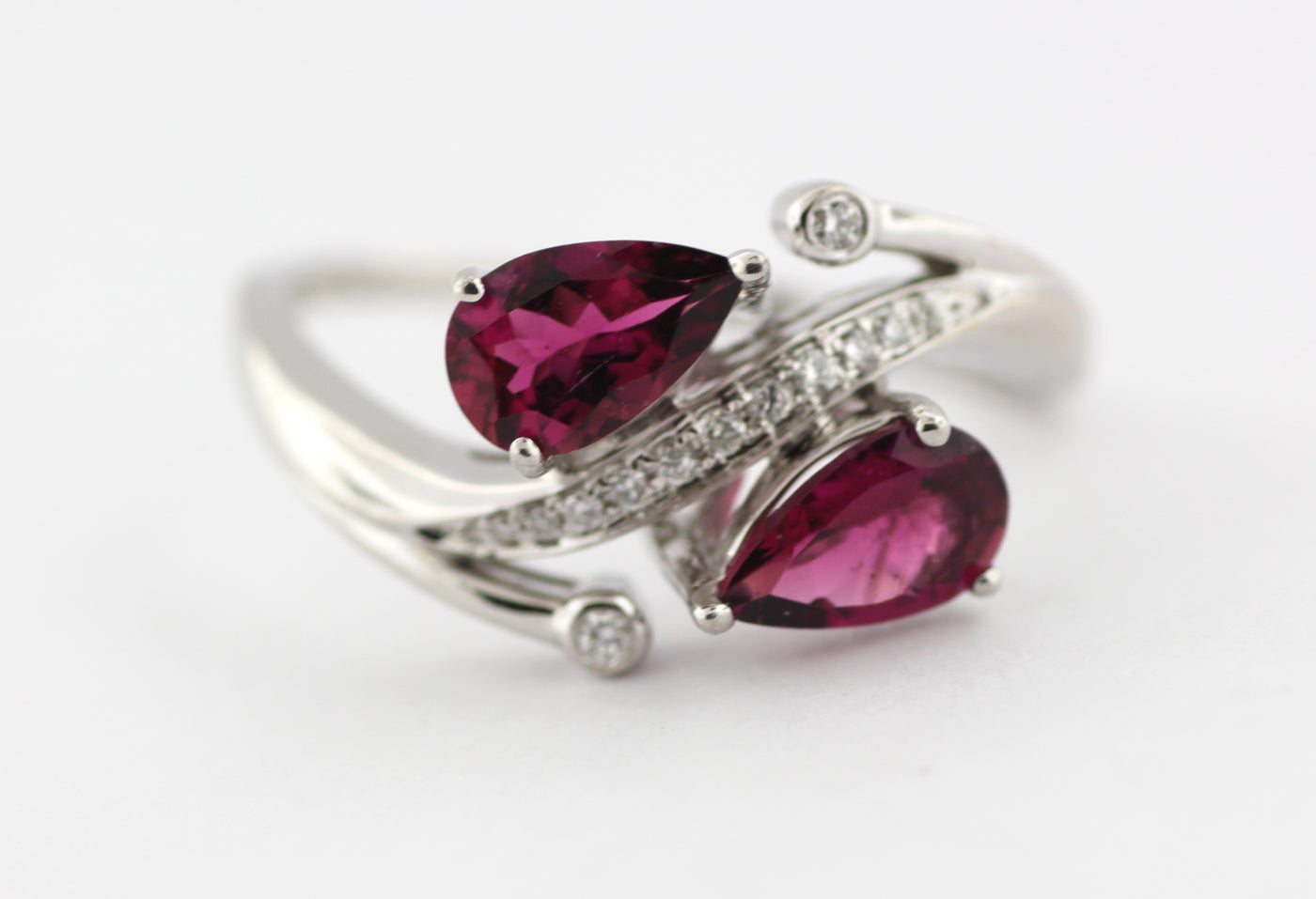 14KW 2.10 CTTW RHODOLITE GARNET AND DIAMOND RING .12 CTTW