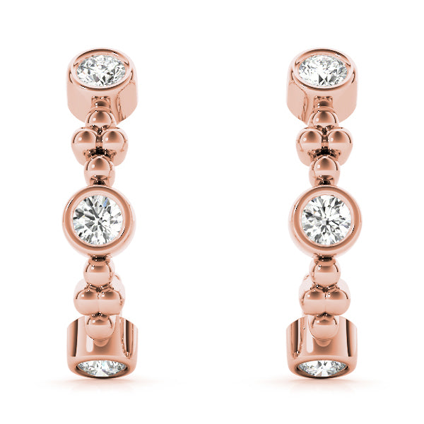 FASHION EARRINGS Complete per pair.