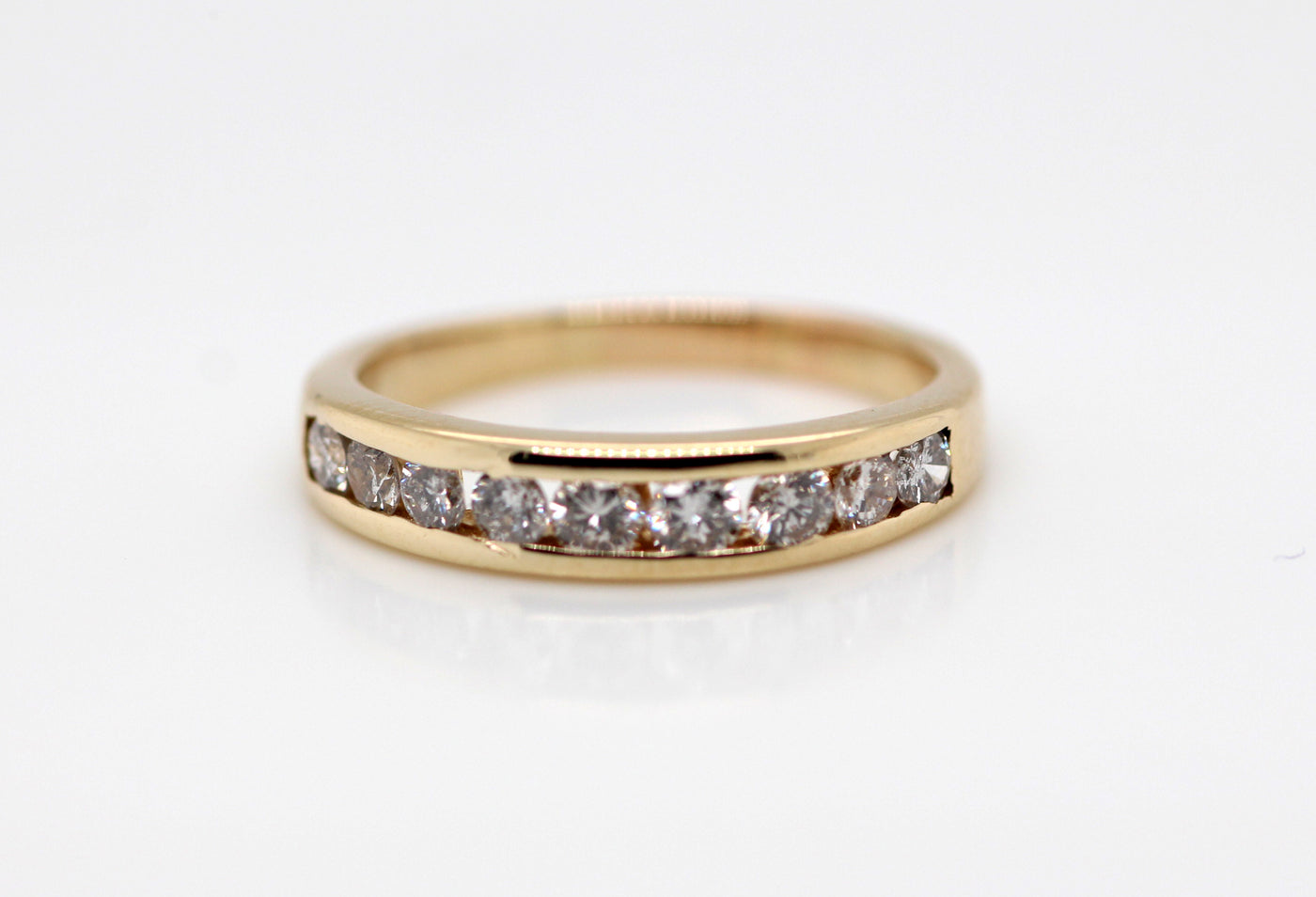 14KY .50 CTTW DIAMOND CHANNEL BAND J-SI2