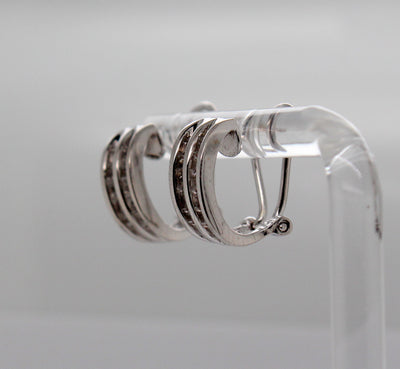 Estate 14KW .15 Cttw Diamond Hoop Earrings I in Color and I1 in Clarit