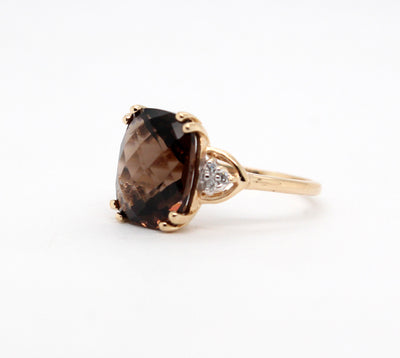 Estate 10KY 4.50 Ct Smoky Quarts and .05 Cttw Diamond Ring