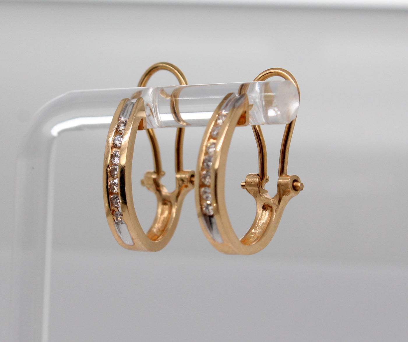 Estate 14KY .25 Cttw Diamond Hoop Earrings