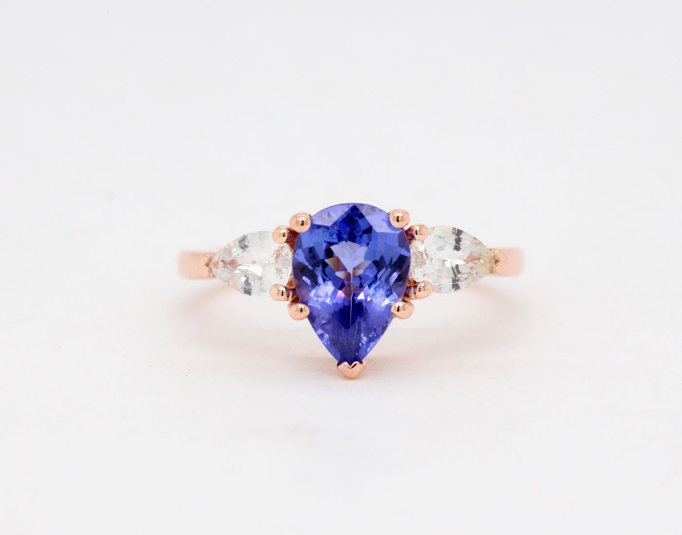 Estate 14KR 1.60 Ct Tanzanite and 1.00 Cttw White Sapphire Ring