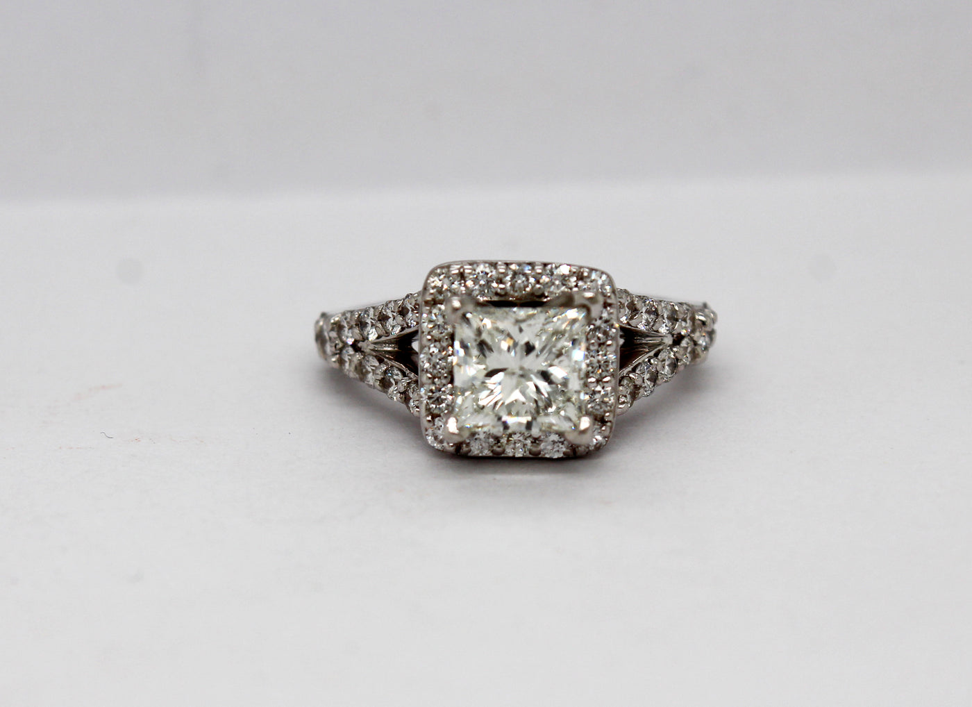 Estate 18KW Diamond Engagement Ring with 1.52 Ct Princess Cut Center H